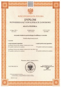 Agata Pustola Makijazystka Dyplom Technik Uslug kosmetycznych 2016 kwalifikacje zawodowe